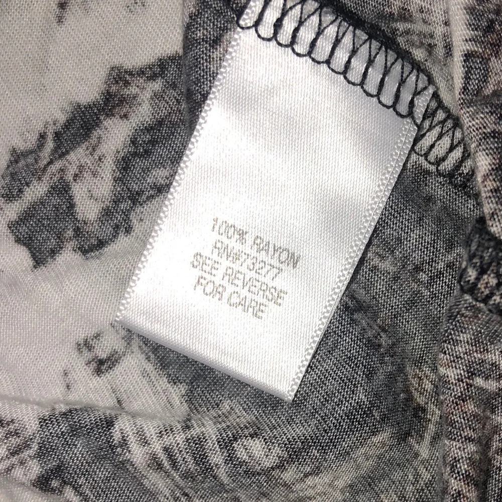 Simply Vera Vera Wang Long Sleeve Top (L) - Picture 8 of 8